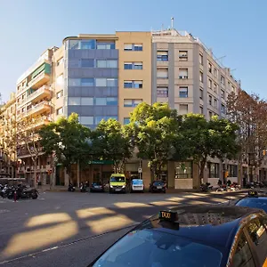 House 3*, Barcelona Spanien